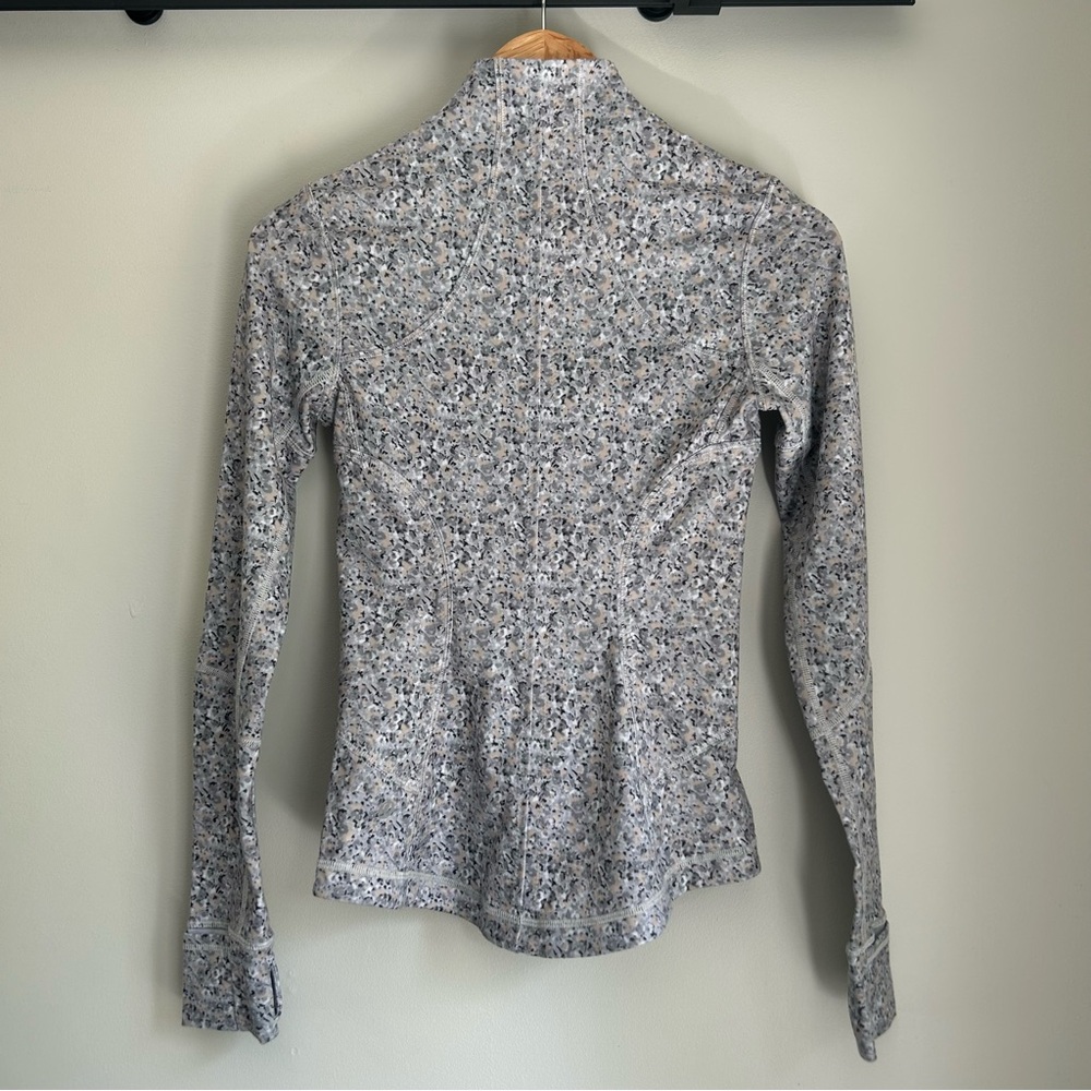 Lulu Forme Jacket Cuffins Rare Size 2
